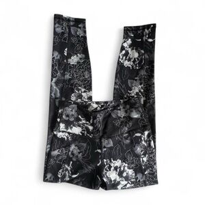 Balance Collection Black and Grey Floral Leggings with Pockets 26”